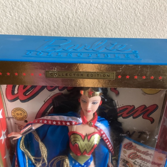1999 Barbie as Wonder Woman. This Barbie is 25 years old she was  DC comics hero - Picture 3 of 7